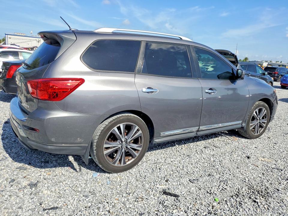 Photo 3 from auction – 2017 NISSAN PATHFINDER with VIN 5N1DR2MN3HC607993