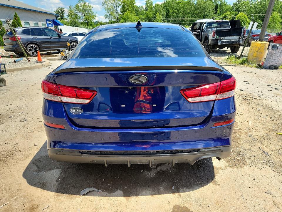 Photo 6 from auction – 2019 KIA OPTIMA with VIN 5XXGT4L39KG319465