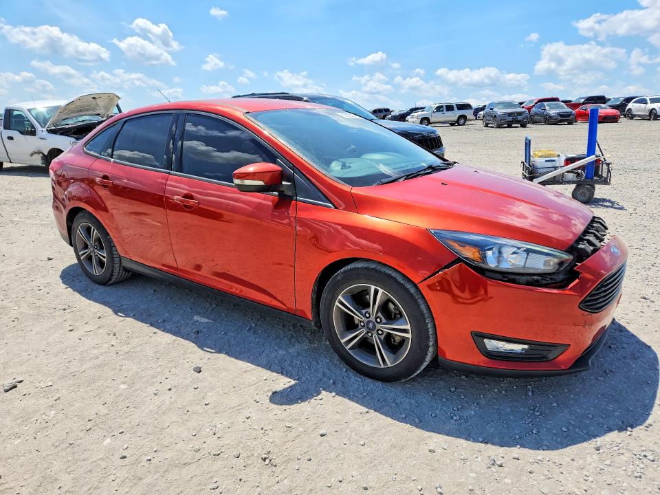 Photo 4 from auction – 2018 FORD FOCUS with VIN 1FADP3FE1JL276999