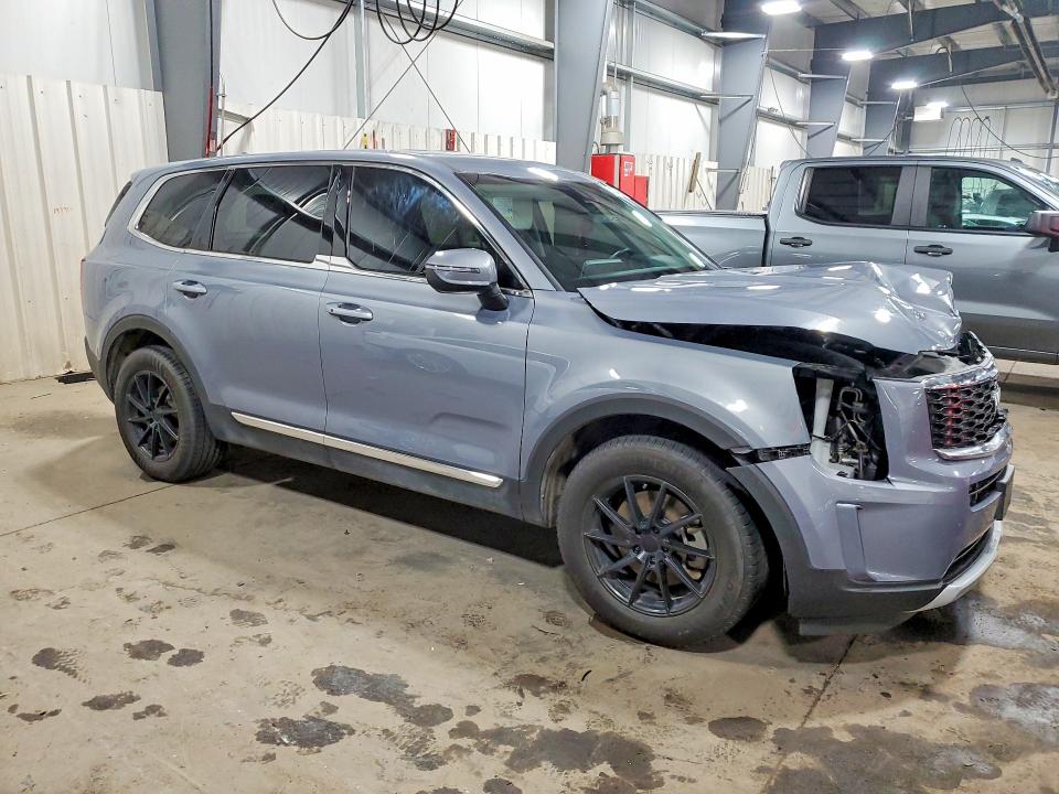 Photo 4 from auction – 2022 KIA TELLURIDE with VIN 5XYP2DHC6NG212725