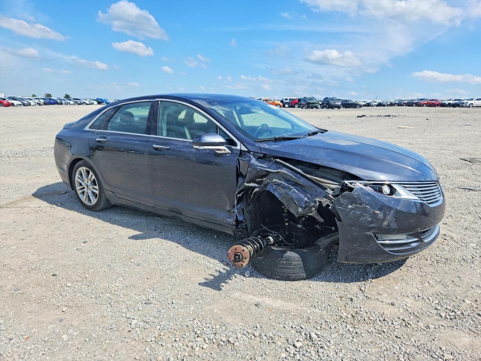 Photo 4 from auction – 2014 LINCOLN MKZ with VIN 3LN6L2GK4ER828219
