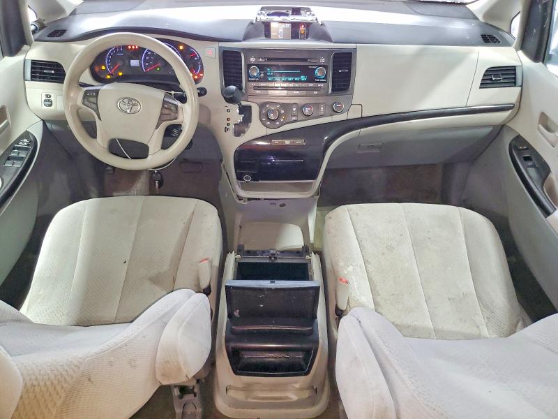 Photo 8 from auction – 2012 TOYOTA SIENNA with VIN 5TDKK3DC2CS192953