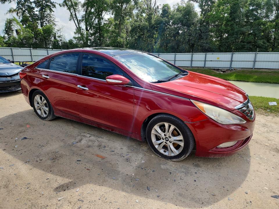 Photo 4 from auction – 2013 HYUNDAI SONATA with VIN 5NPEC4AC5DH591092
