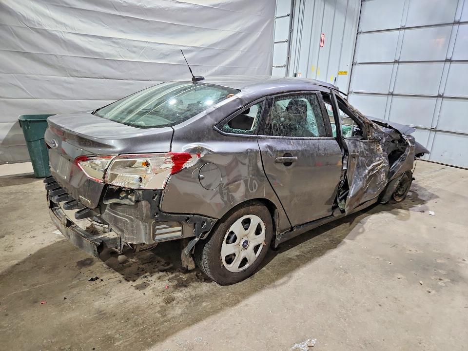 Photo 3 from auction – 2014 FORD FOCUS with VIN 1FADP3E28EL386235