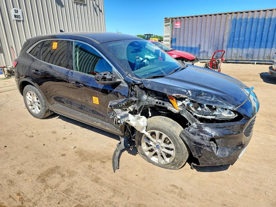 Photo 4 from auction – 2020 FORD ESCAPE with VIN 1FMCU9G69LUA26315
