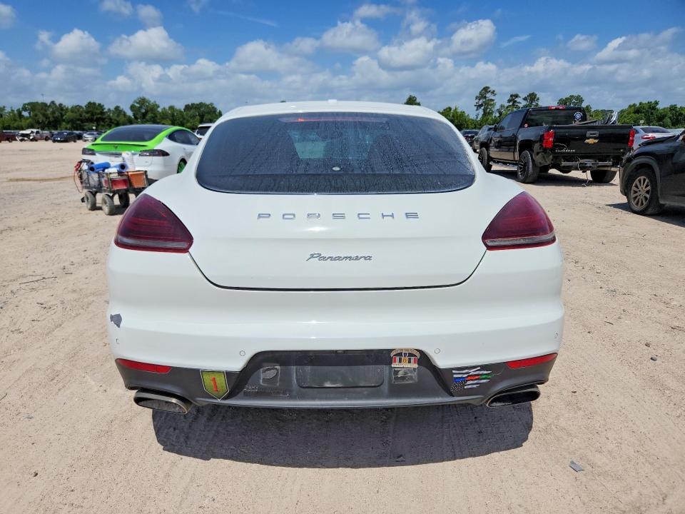 Photo 6 from auction – 2015 PORSCHE PANAMERA with VIN WP0AA2A72FL006947
