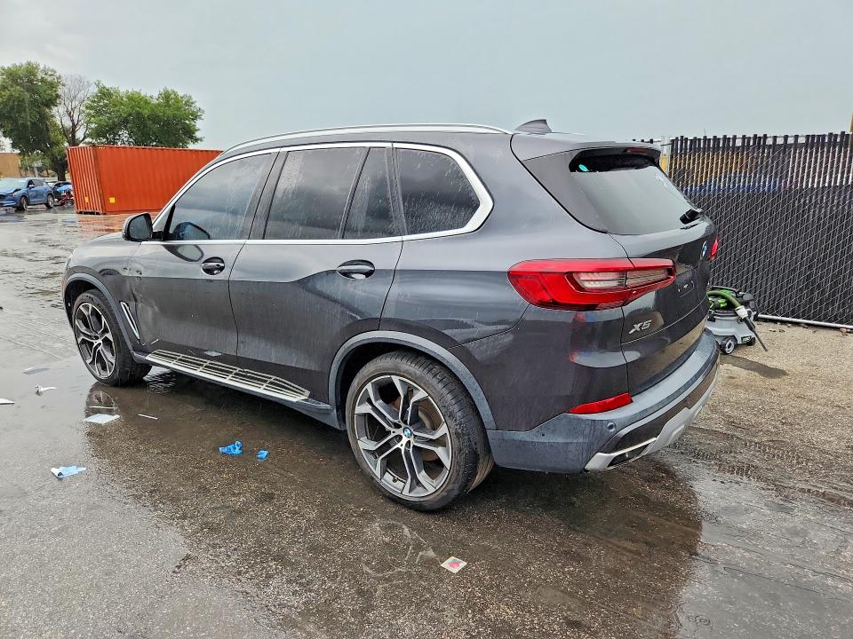 Photo 2 from auction – 2020 BMW X5 with VIN 5UXCR4C02L9B52045