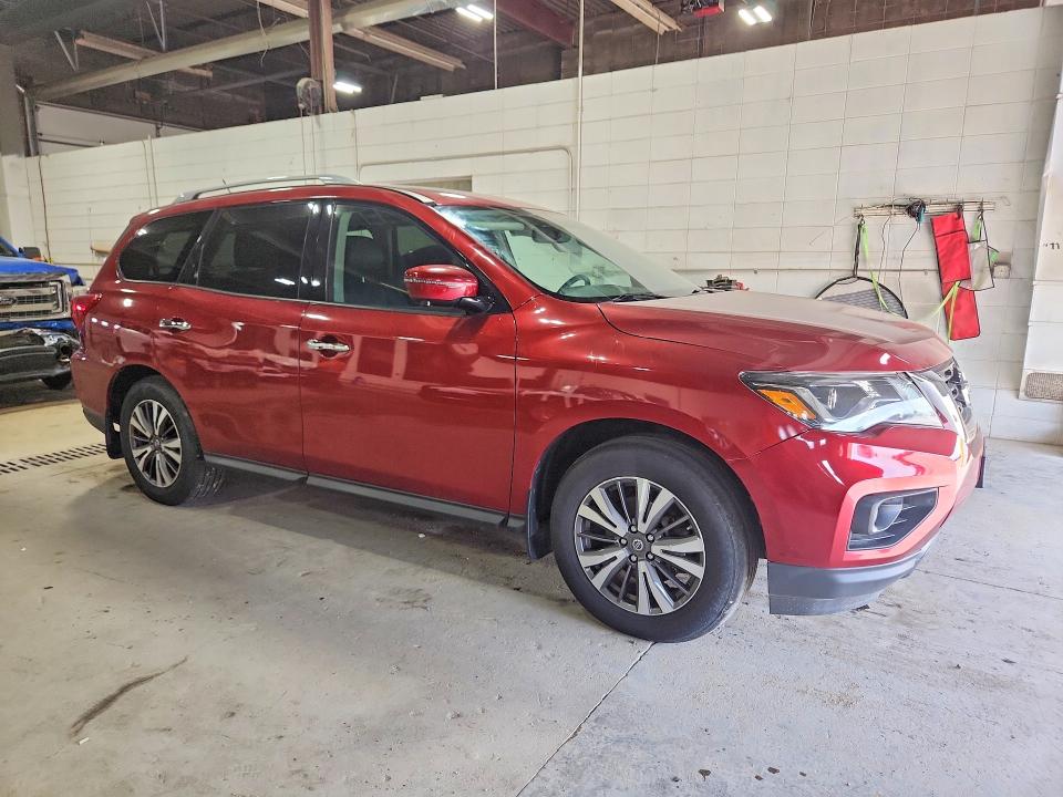 Photo 4 from auction – 2017 NISSAN PATHFINDER with VIN 5N1DR2MM5HC611938