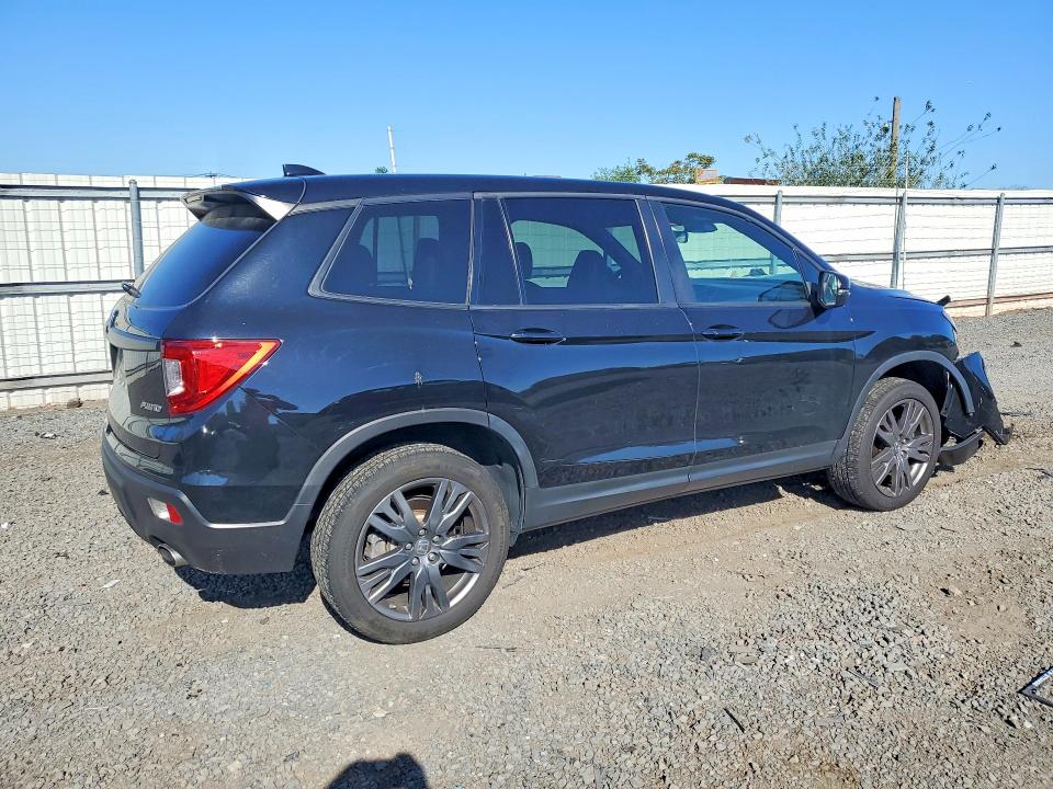 Photo 3 from auction – 2021 HONDA PASSPORT with VIN 5FNYF8H59MB013093