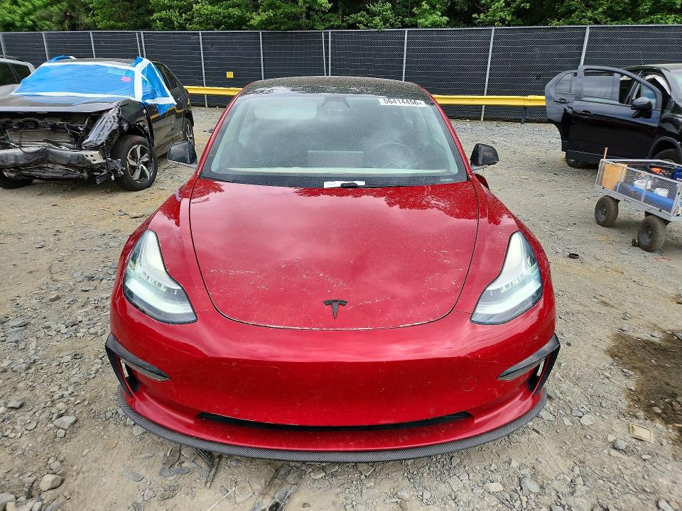 صورة رقم 5 من المزاد - 2018 TESLA MODEL 3 مع VIN 5YJ3E1EA0JF031161