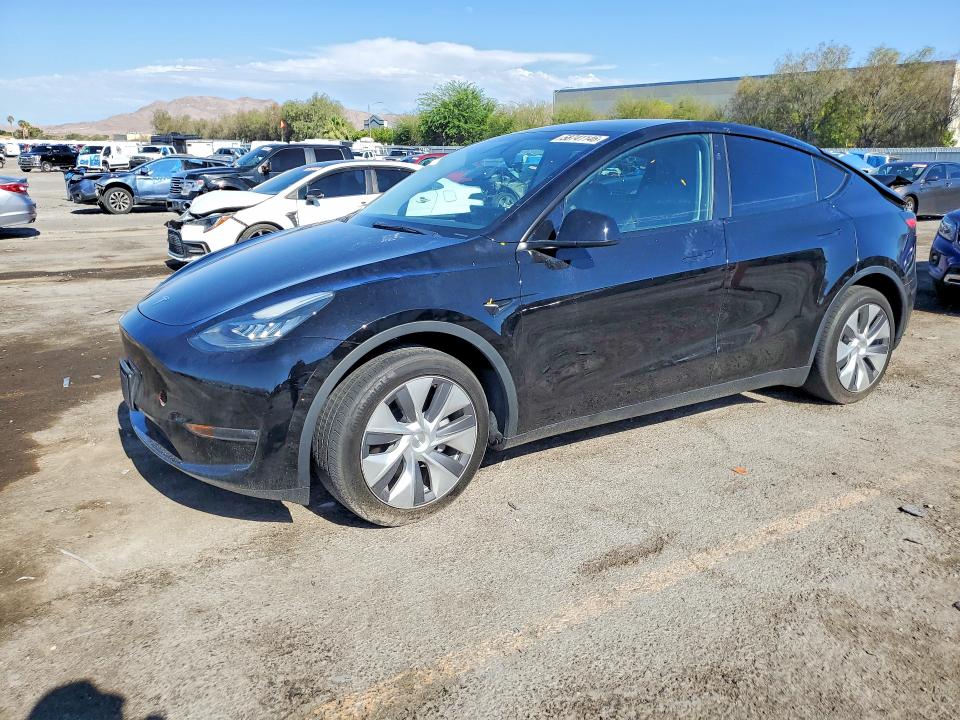 TESLA MODEL Y 2023 with VIN 7SAYGDEE4PA139053 - Photo from auction