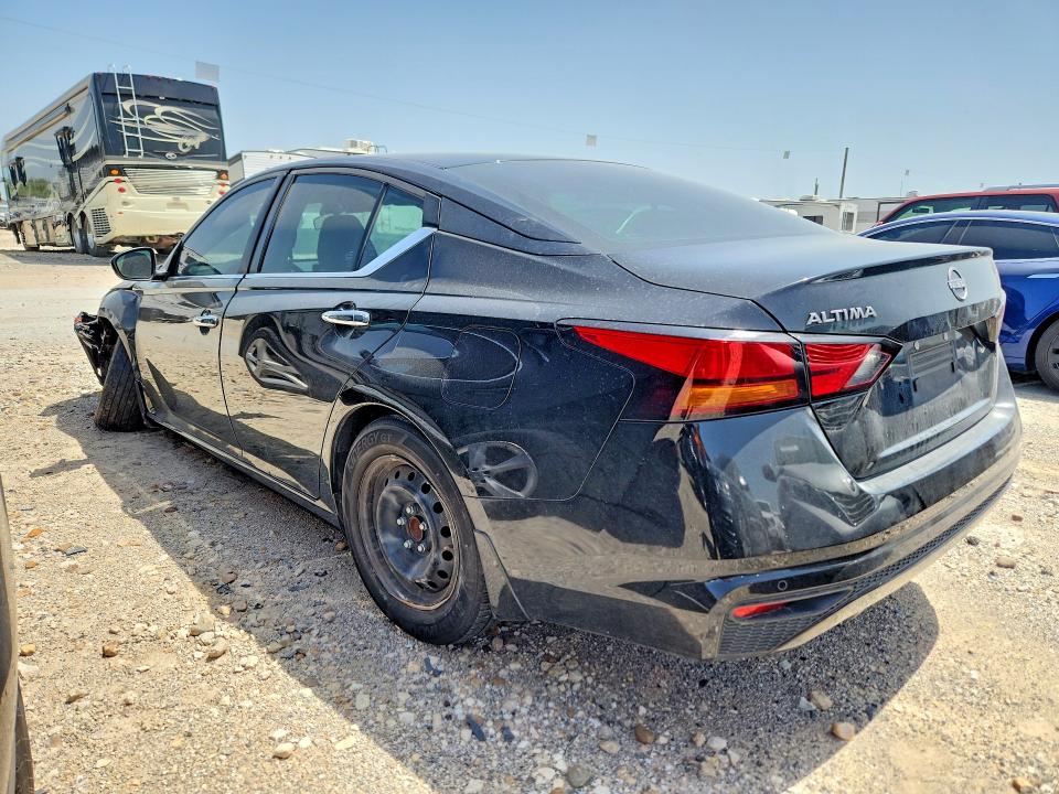 Photo 2 from auction – 2024 NISSAN ALTIMA with VIN 1N4BL4BV3RN327367