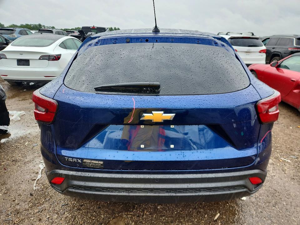 Zdjęcie 6 z aukcji – 2024 CHEVROLET TRAX z VIN KL77LFE23RC191893