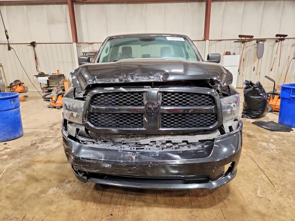 Photo 5 from auction – 2018 RAM 1500 with VIN 1C6RR7FT6JS281435
