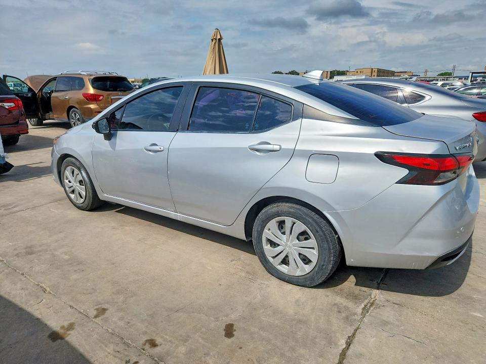 Photo 2 from auction – 2021 NISSAN VERSA with VIN 3N1CN8EV4ML856009