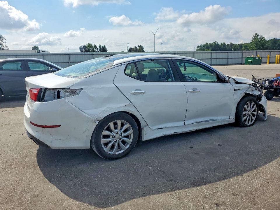 Photo 3 from auction – 2015 KIA OPTIMA with VIN 5XXGN4A77FG423085