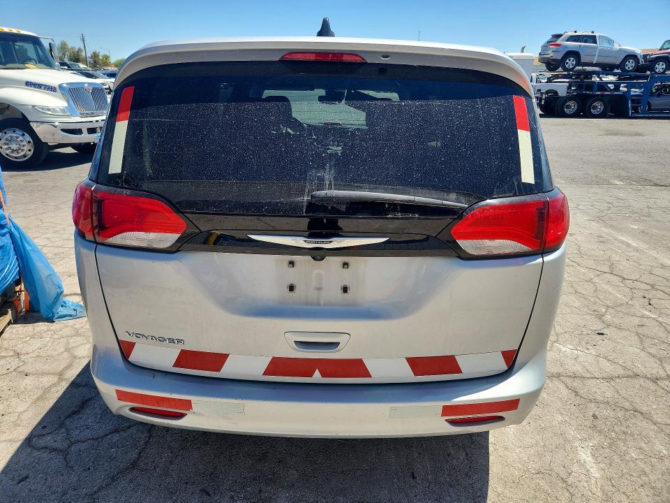 Photo 6 from auction – 2023 CHRY VOYAGER with VIN 2C4RC1CG9PR553999