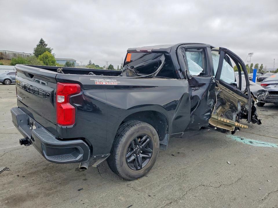 Photo 3 from auction – 2019 CHEVROLET SILVERADO with VIN 1GCRYCEH4KZ302938