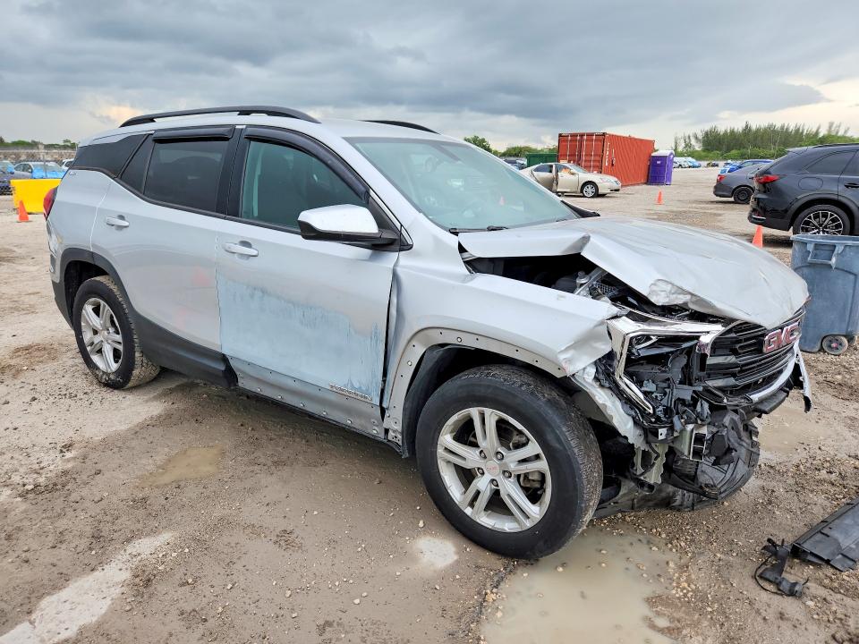 Photo 4 from auction – 2018 GMC TERRAIN with VIN 3GKALMEV9JL401983