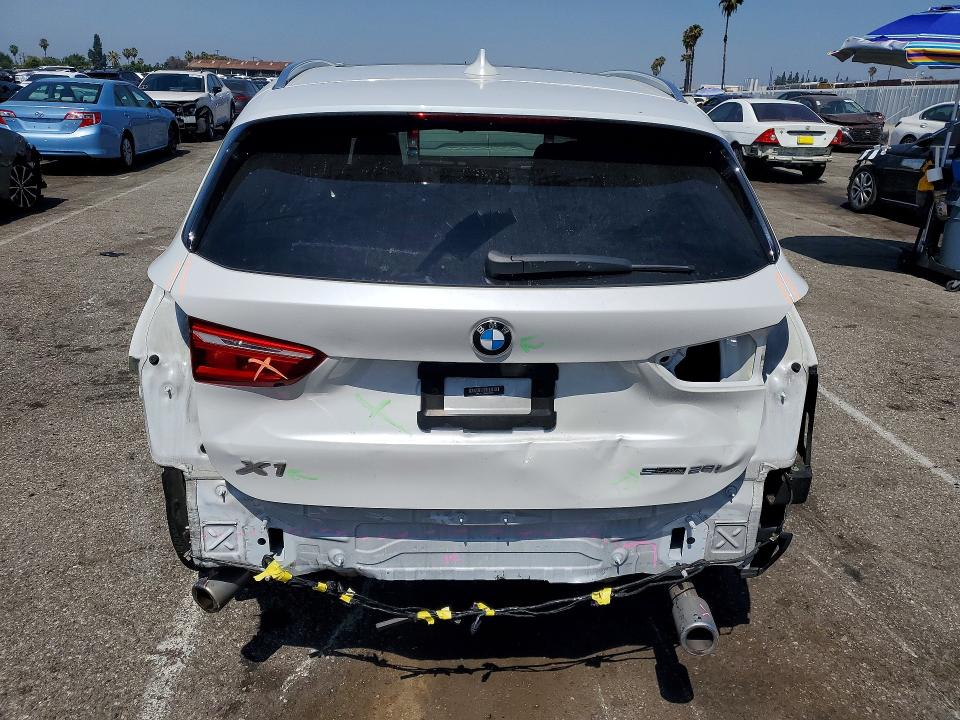 Photo 6 from auction – 2021 BMW X1 with VIN WBXJG7C08M5S79830