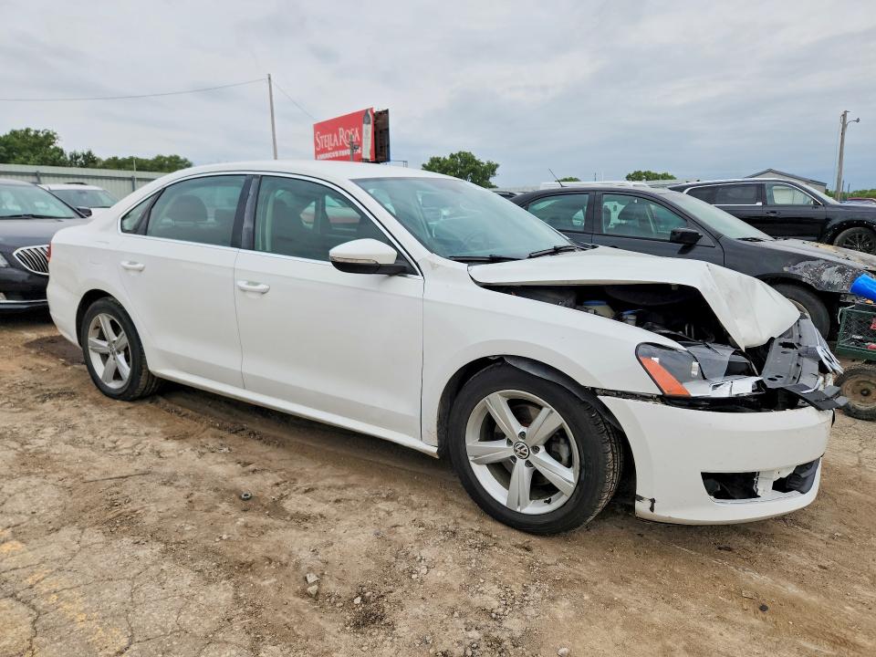 Photo 4 from auction – 2012 VOLKSWAGEN PASSAT with VIN 1VWBP7A38CC004268