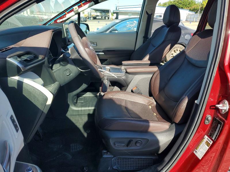Photo 7 from auction – 2024 TOYOTA SIENNA with VIN 5TDESKFC0RS147068