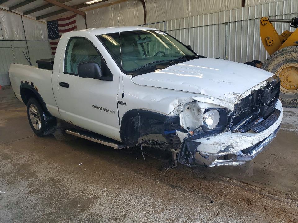 Снимка 4 от търг – 2005 DODGE RAM 1500 с VIN 1D7HU18D25S119139