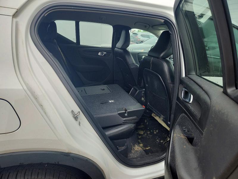 Photo 10 from auction – 2020 VOLVO XC40 with VIN YV4AC2HK5L2209415