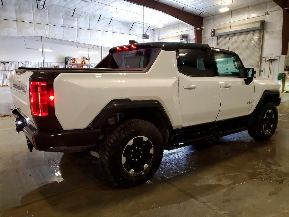 Photo 3 from auction – 2023 GMC HUMMER PICKUP with VIN 1GT40FDA2PU101034