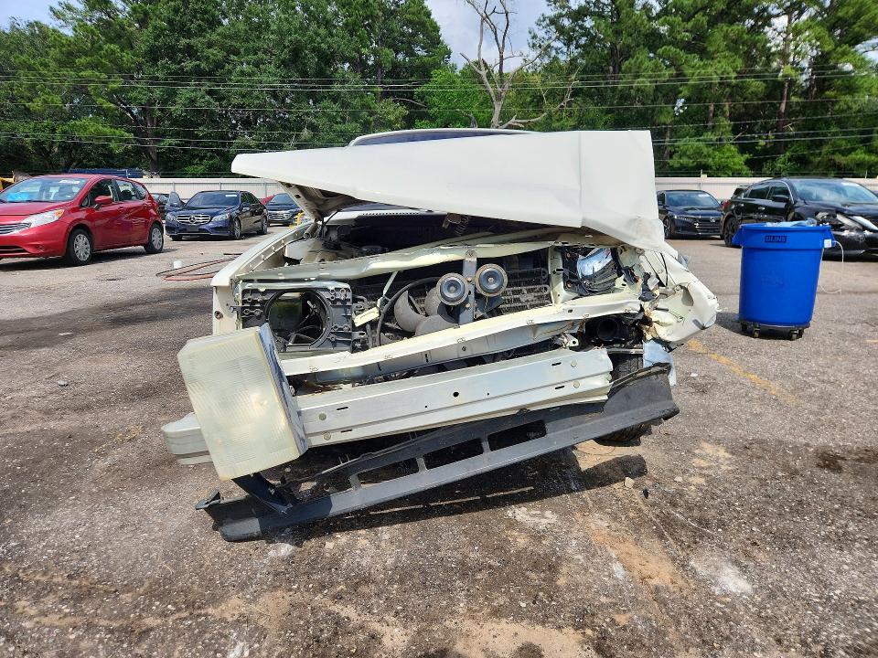 Photo 5 from auction – 1991 VOLVO 240 with VIN YV1AA8847M1444977