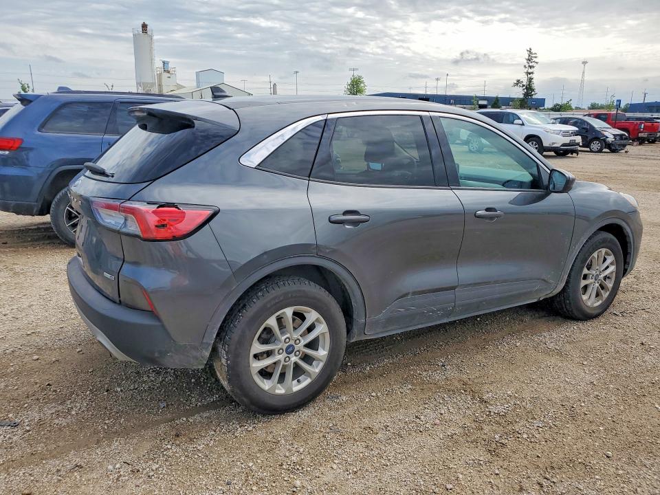 Photo 3 from auction – 2020 FORD ESCAPE with VIN 1FMCU9G6XLUA81677