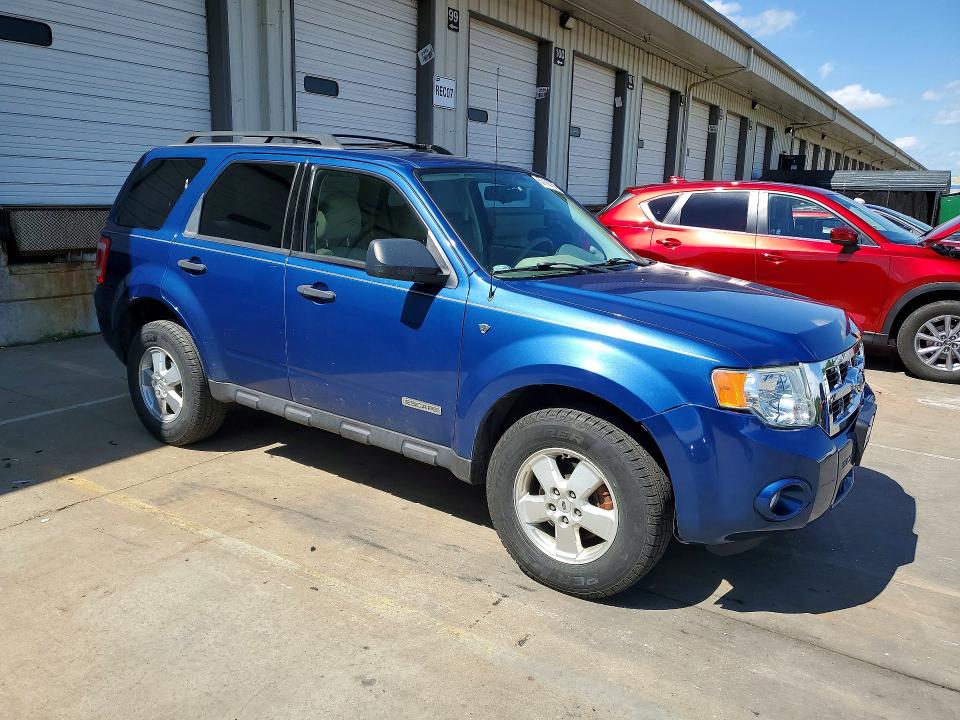 Photo 4 from auction – 2008 FORD ESCAPE with VIN 1FMCU031X8KD57946