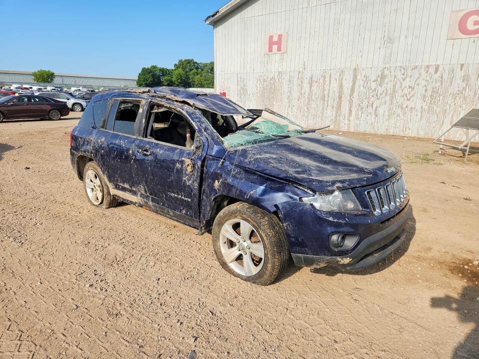 Photo 4 from auction – 2014 JEEP COMPASS with VIN 1C4NJDBB4ED591992