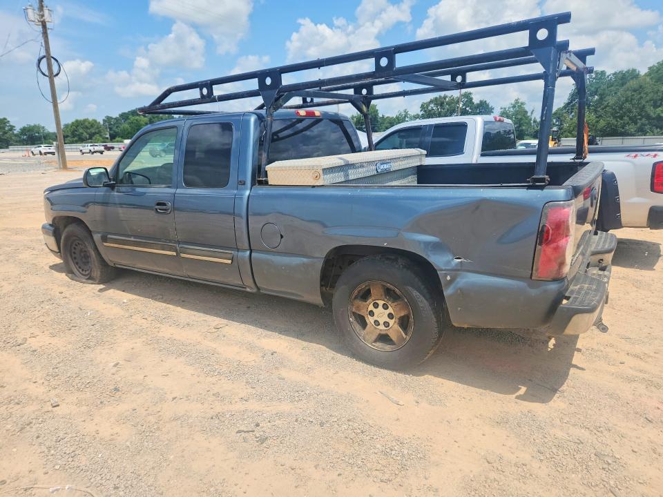 Photo 2 from auction – 2006 CHEVROLET SILVERADO with VIN 1GCEC19V96Z230156