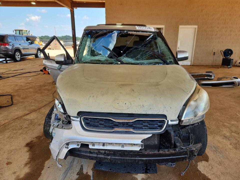 Photo 5 from auction – 2012 KIA SOUL with VIN KNDJT2A69C7427215