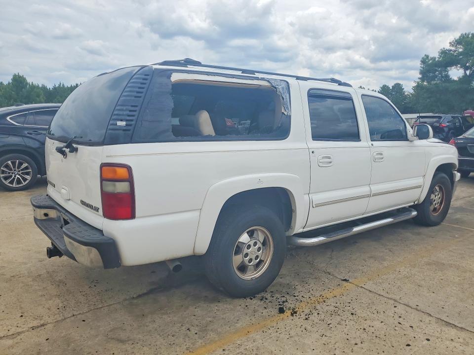 Photo 3 from auction – 2003 CHEVROLET SUBRBAN with VIN 1GNFK16Z53J247830