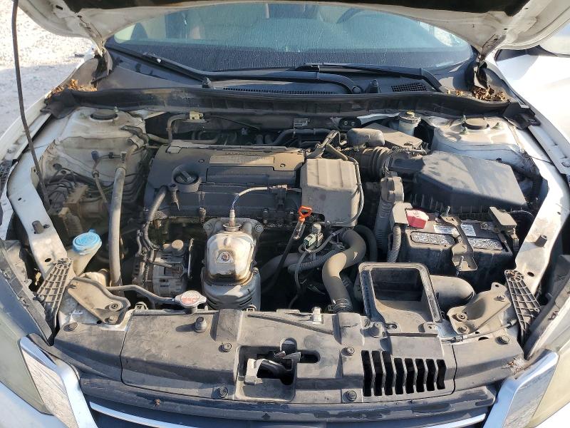 Photo 11 from auction – 2015 HONDA ACCORD with VIN 1HGCR2F37FA167265