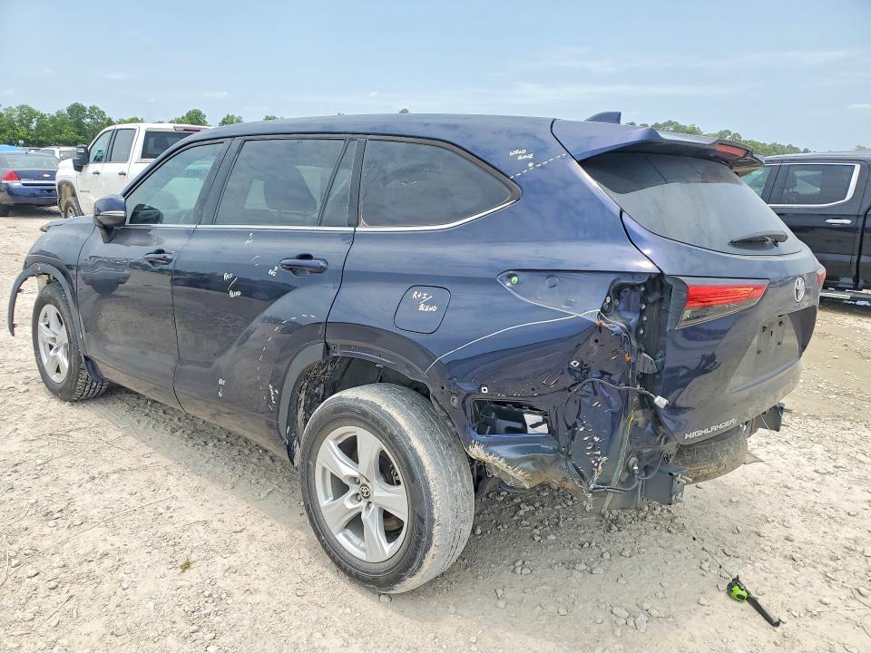 Photo 2 from auction – 2021 TOYOTA HIGHLANDER with VIN 5TDCZRAH2MS517332