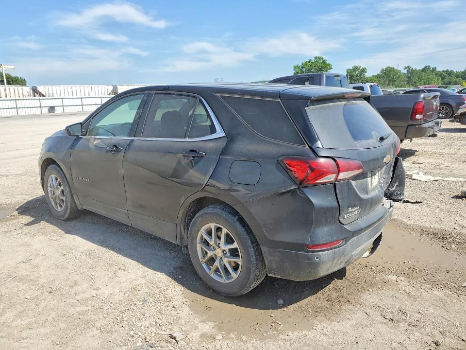 Photo 2 from auction – 2022 CHEVROLET EQUINOX with VIN 3GNAXKEV5NL204777