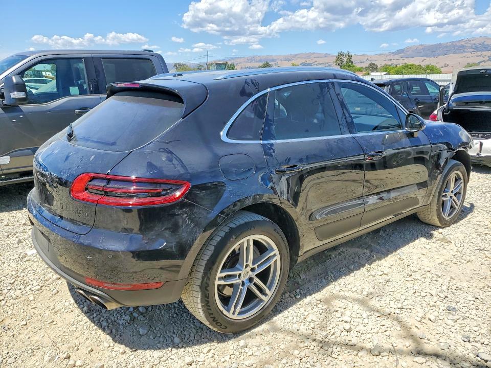 Photo 3 from auction – 2015 PORSCHE MACAN with VIN WP1AB2A50FLB72300
