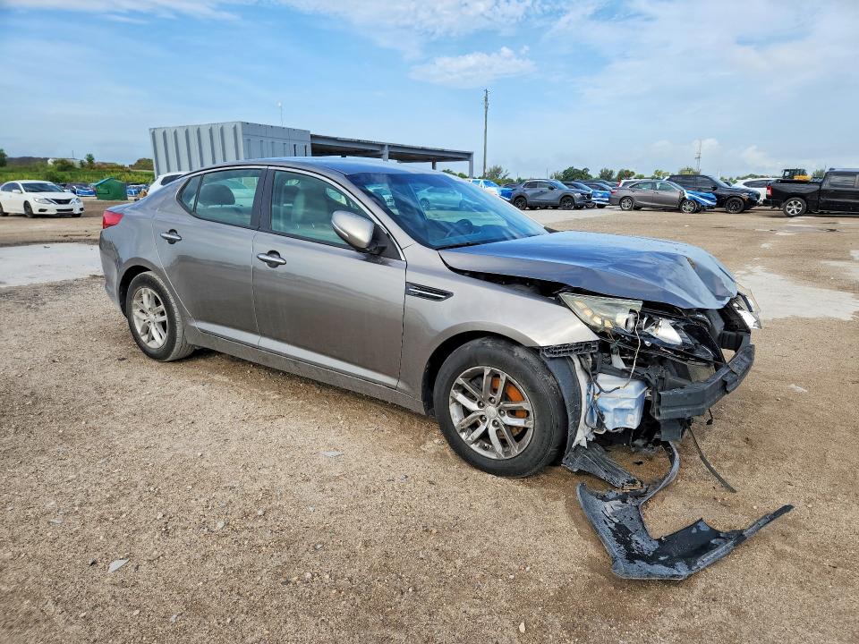 Photo 4 from auction – 2013 KIA OPTIMA with VIN 5XXGM4A74DG123620