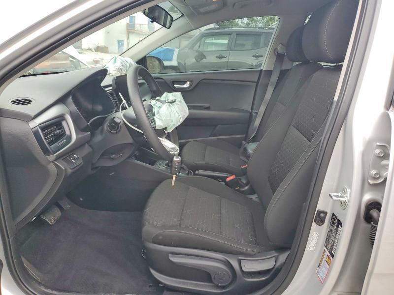 Photo 7 from auction – 2021 KIA RIO with VIN 3KPA24AD4ME401281