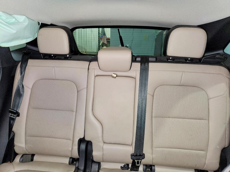 Photo 10 from auction – 2021 FORD ESCAPE with VIN 1FMCU9H65MUB35676