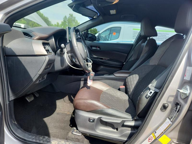 Photo 7 from auction – 2019 TOYOTA C-HR with VIN NMTKHMBX4KR075480