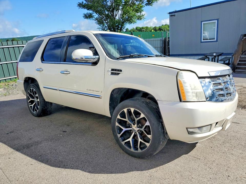 Zdjęcie 4 z aukcji – 2007 CADILLAC ESCALADE z VIN 1GYFK63877R201404