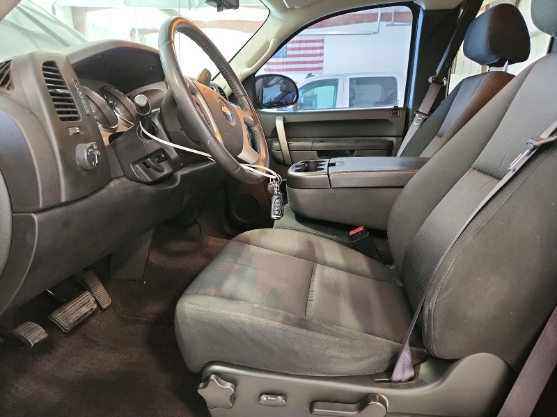 Photo 7 from auction – 2011 CHEVROLET SILVERADO with VIN 1GCRCSE03BZ298092