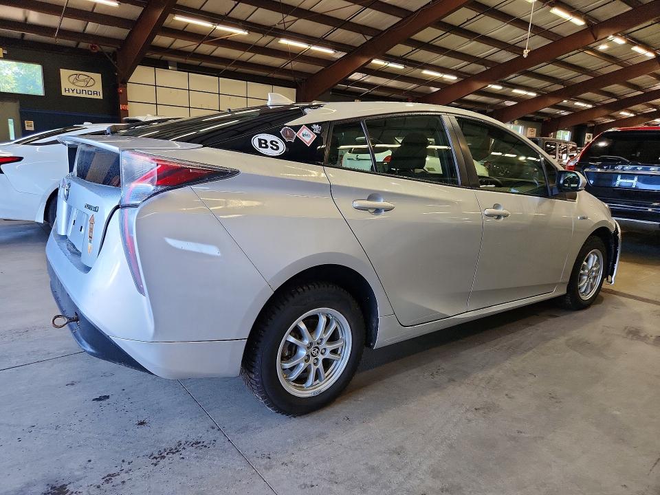 Zdjęcie 3 z aukcji – 2017 TOYOTA PRIUS z VIN JTDKBRFU8H3550168