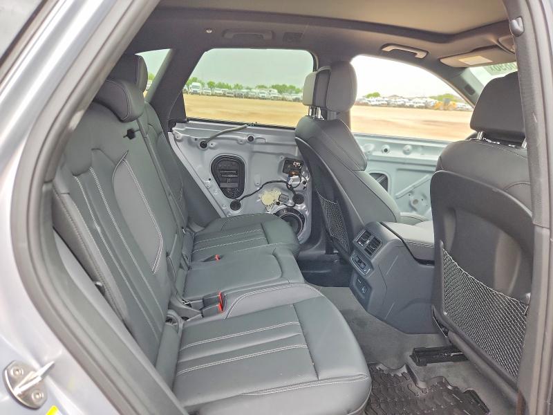 Photo 11 from auction – 2023 AUDI SQ5 with VIN WA1C4AFY7P2161572