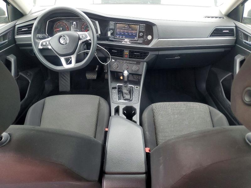 Photo 8 from auction – 2019 VOLKSWAGEN JETTA with VIN 3VWCB7BU7KM204498
