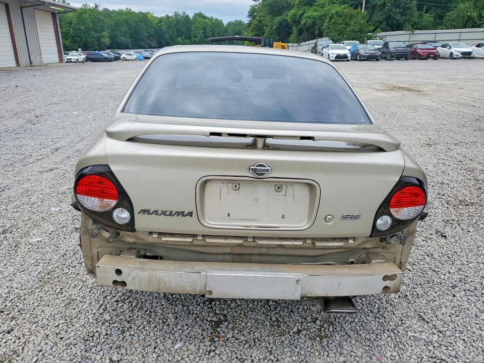 Photo 6 from auction – 2001 NISSAN MAXIMA with VIN JN1CA31D11T834312